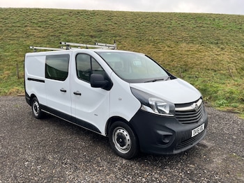 Vauxhall Vivaro feature image