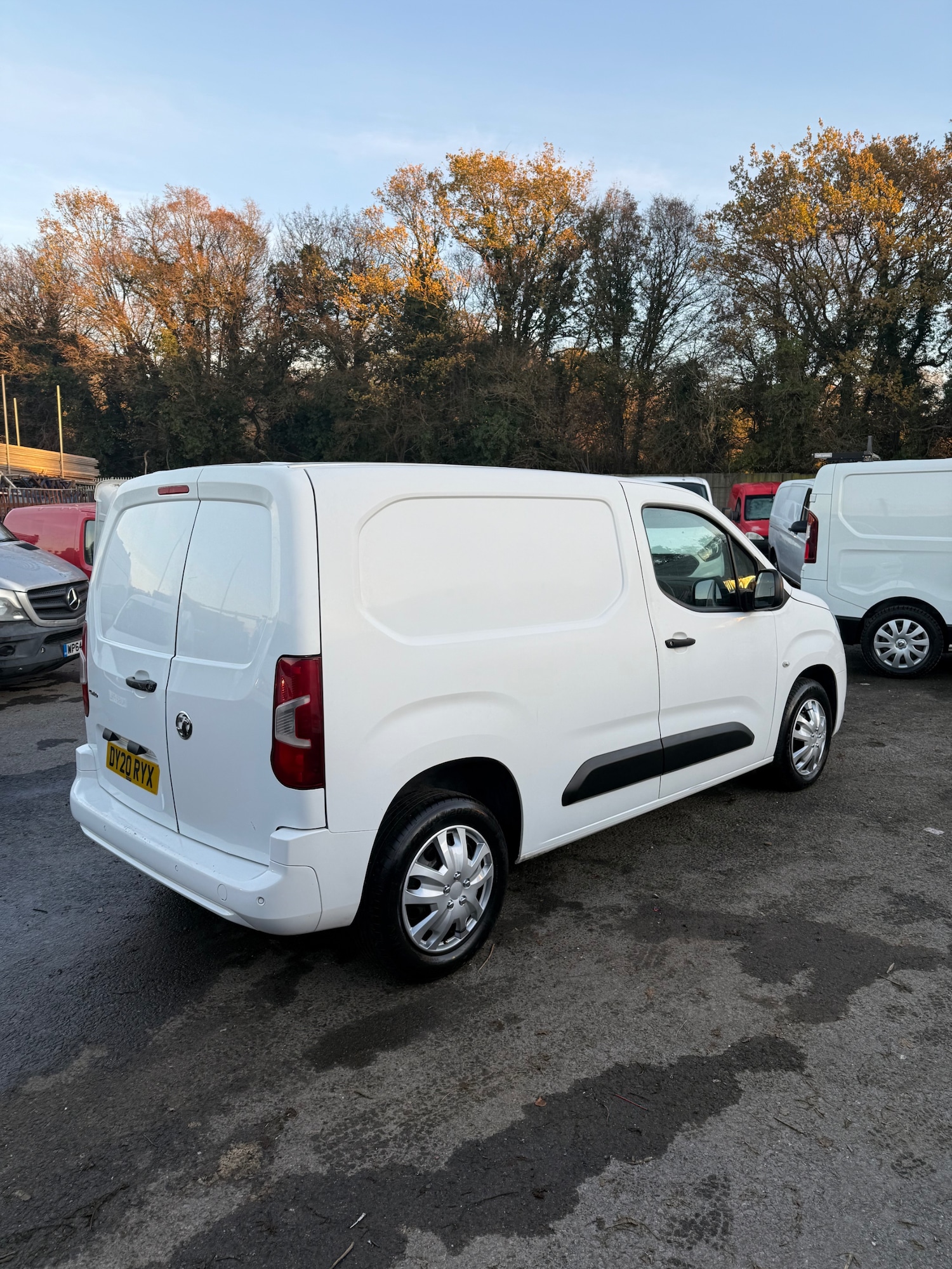Used Vauxhall Combo 2020 for sale - 77053022: Photo 2