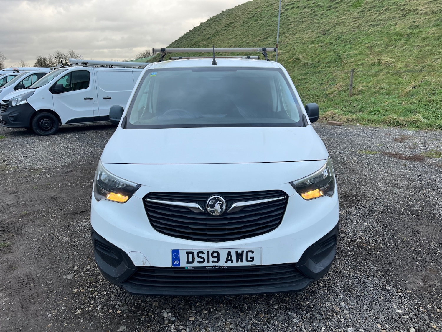 Used Vauxhall Combo 2019 for sale - 77365601: Photo 2