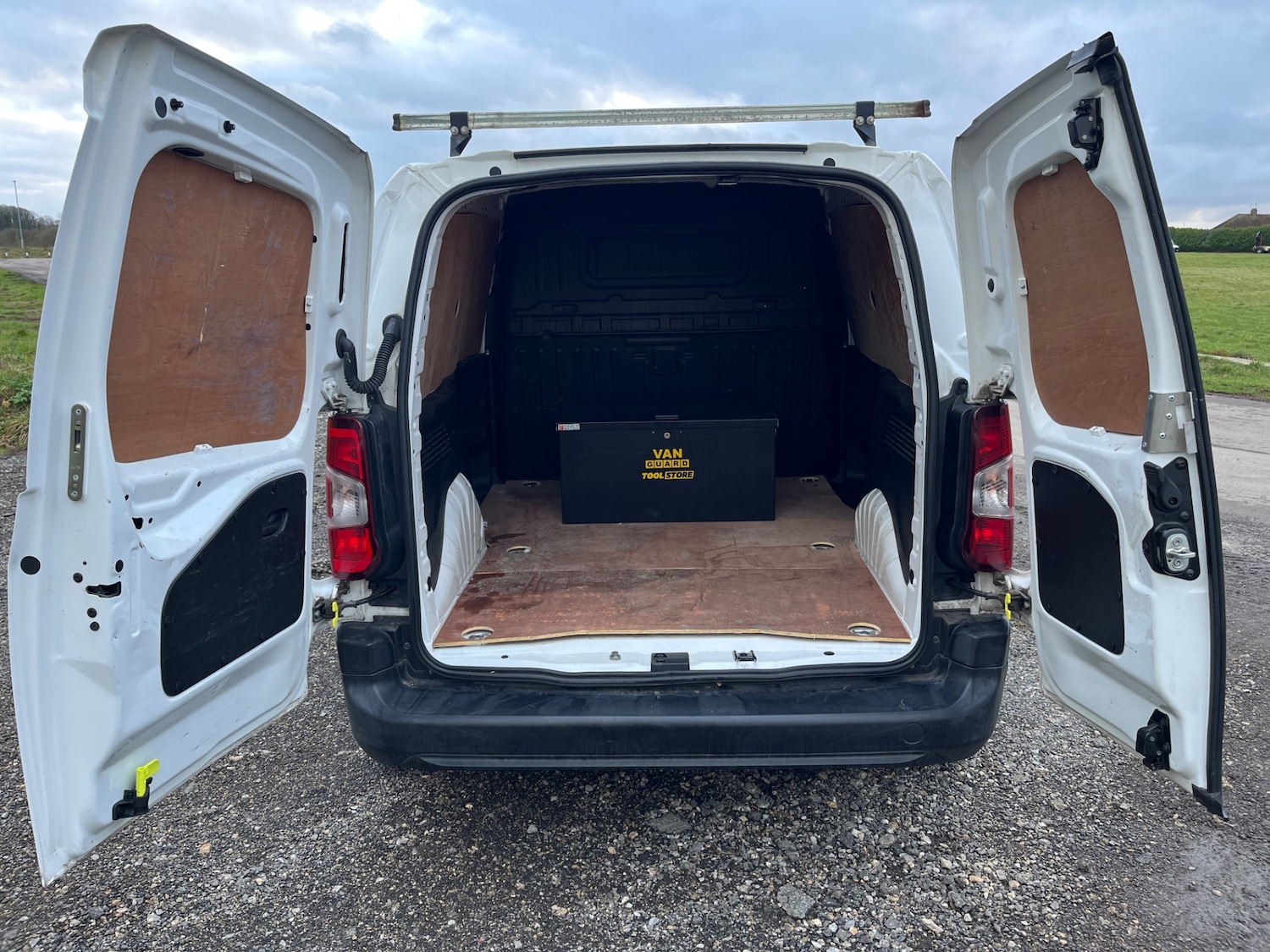 Used Vauxhall Combo 2019 for sale - 77365601: Photo 8