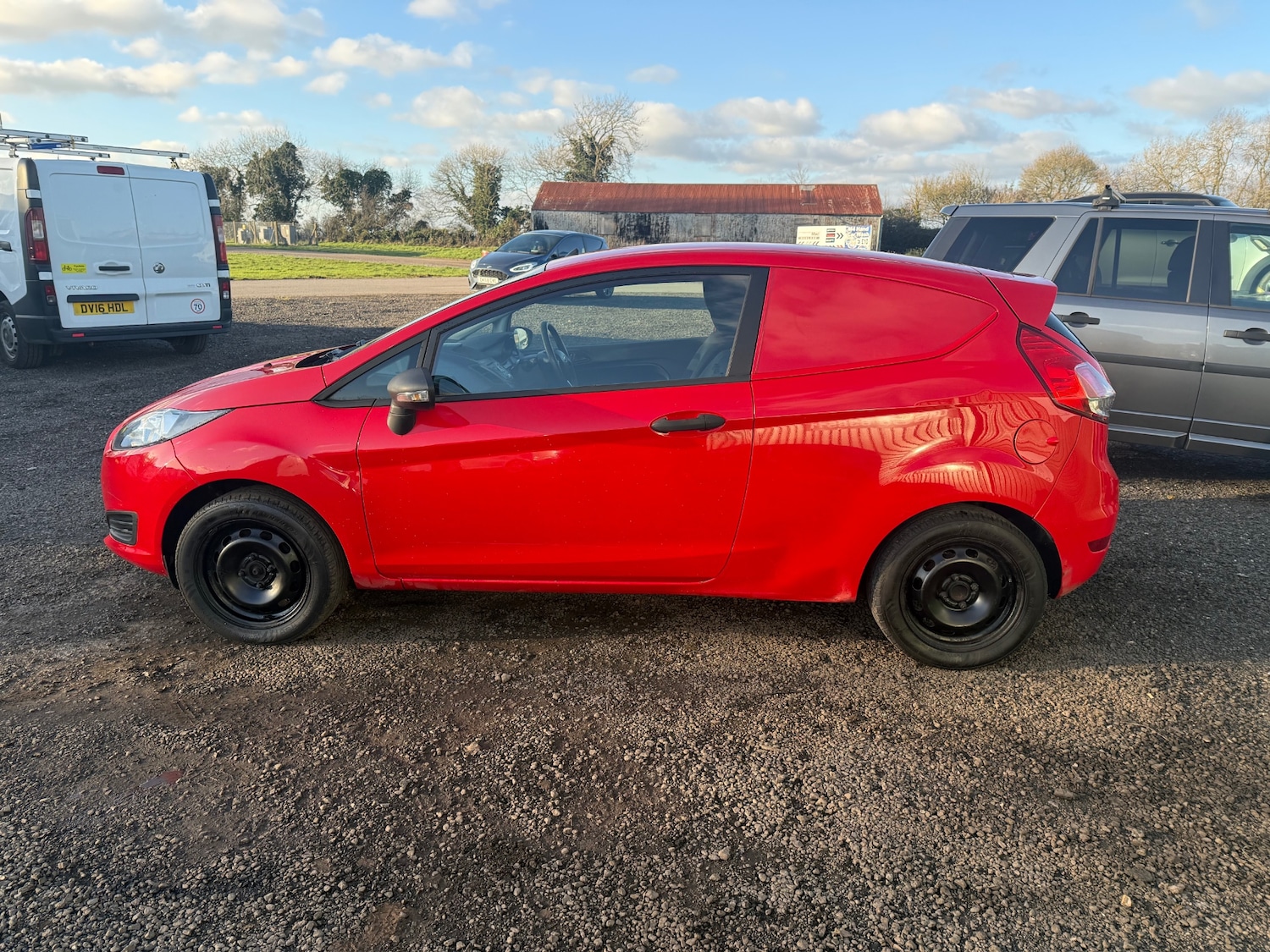 Used Ford Fiesta 2016 for sale - 77053005: Photo 6