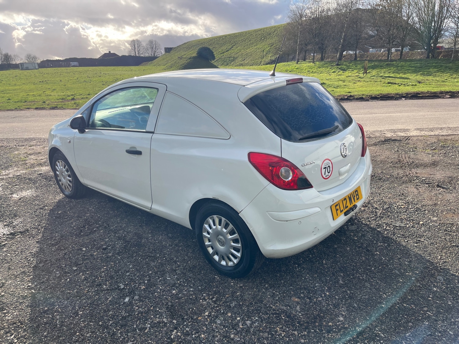 Used Vauxhall Corsa 2012 for sale - 77579821: Photo 4