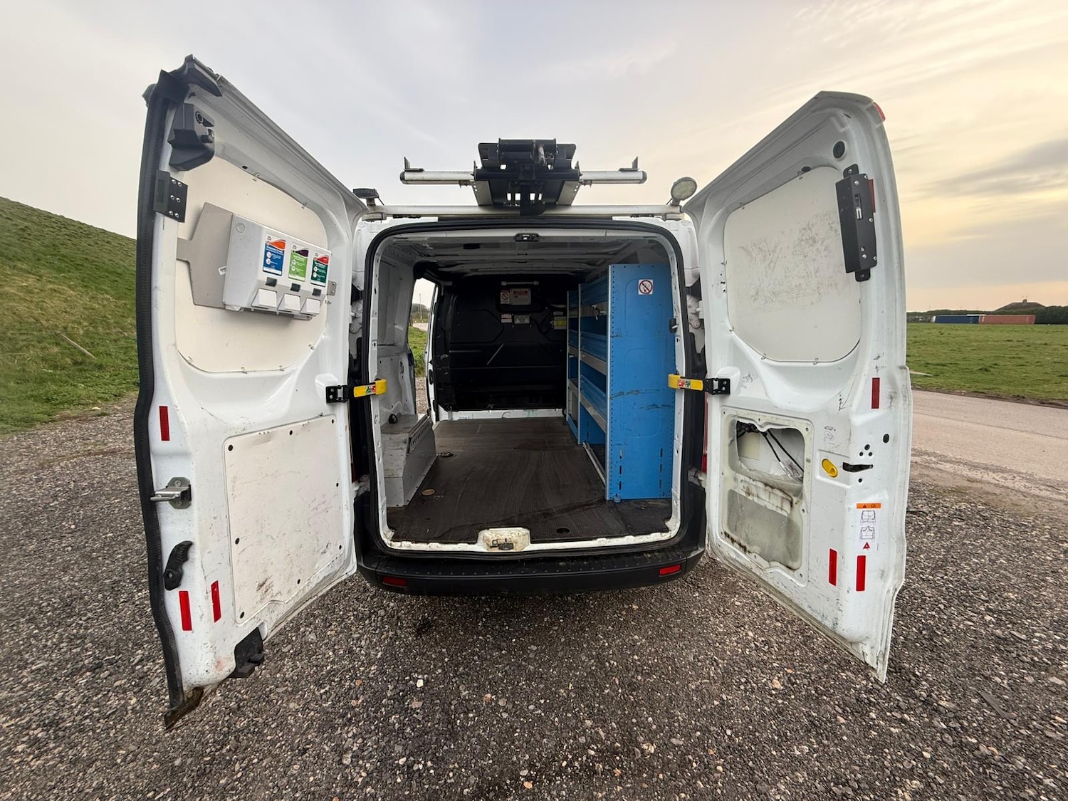 Used Ford Transit Custom 2017 for sale - 77763255: Photo 8