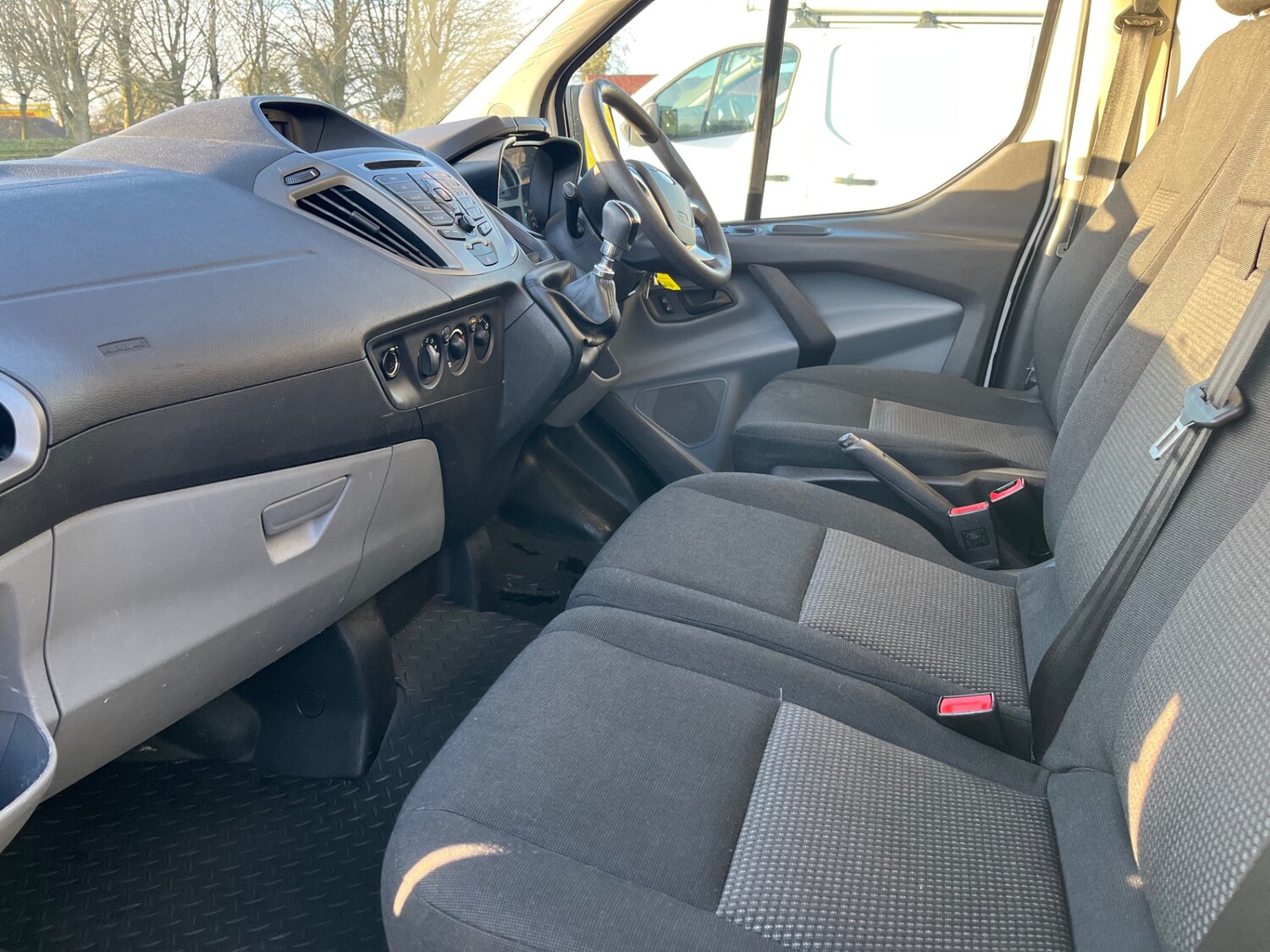 Used Ford Transit Custom 2017 for sale - 77363308: Photo 11