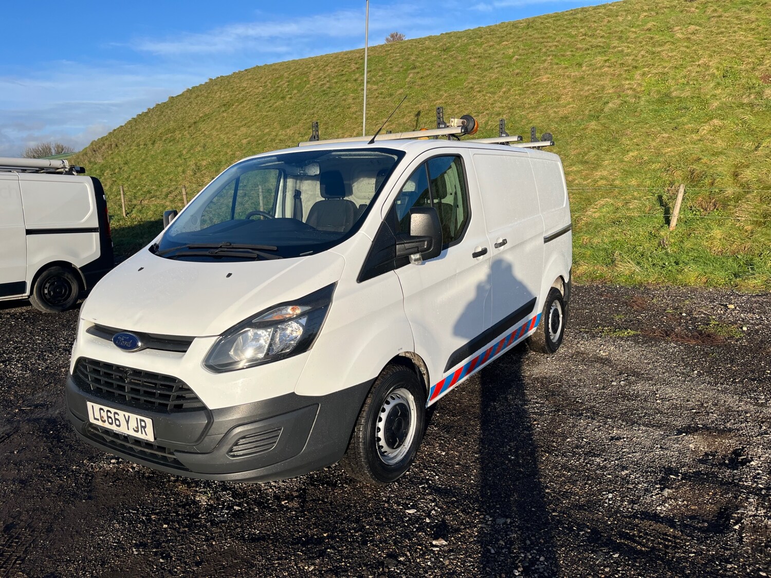 Used Ford Transit Custom 2017 for sale - 77363308: Photo 3