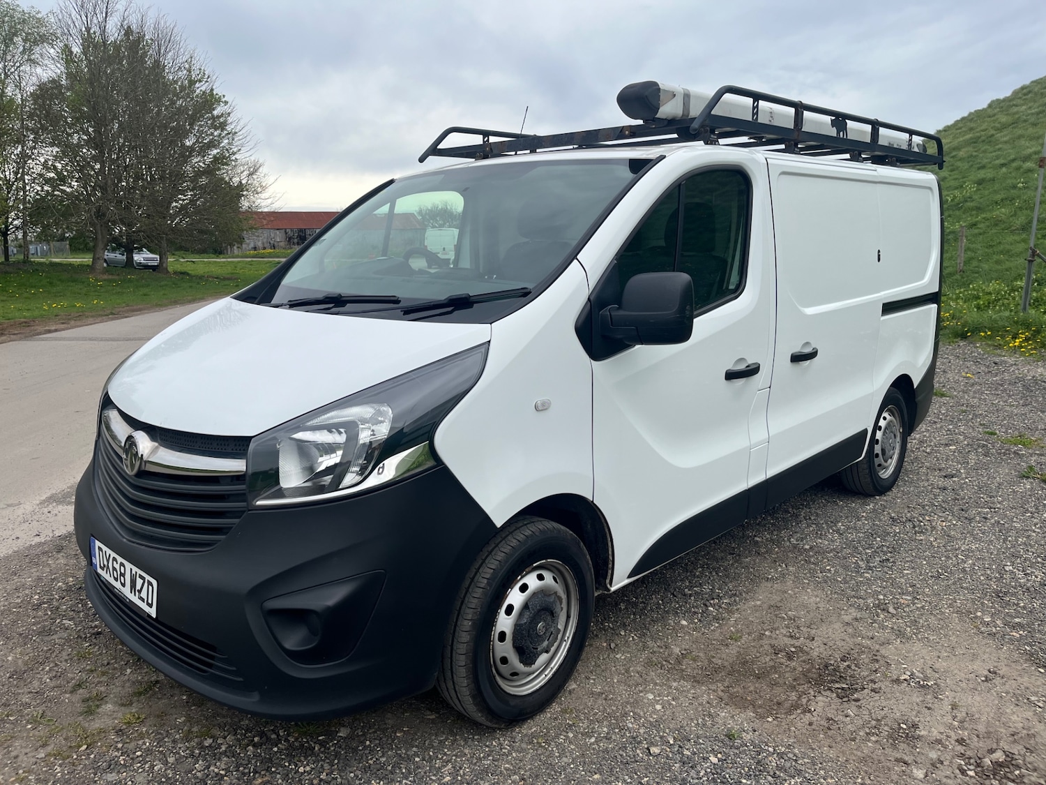 Used Vauxhall Vivaro 2018 for sale - 78178354: Photo 3