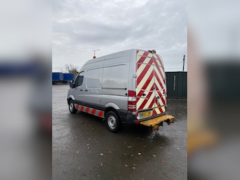 Used Mercedes-Benz Sprinter 2015 for sale - 76904751: Photo