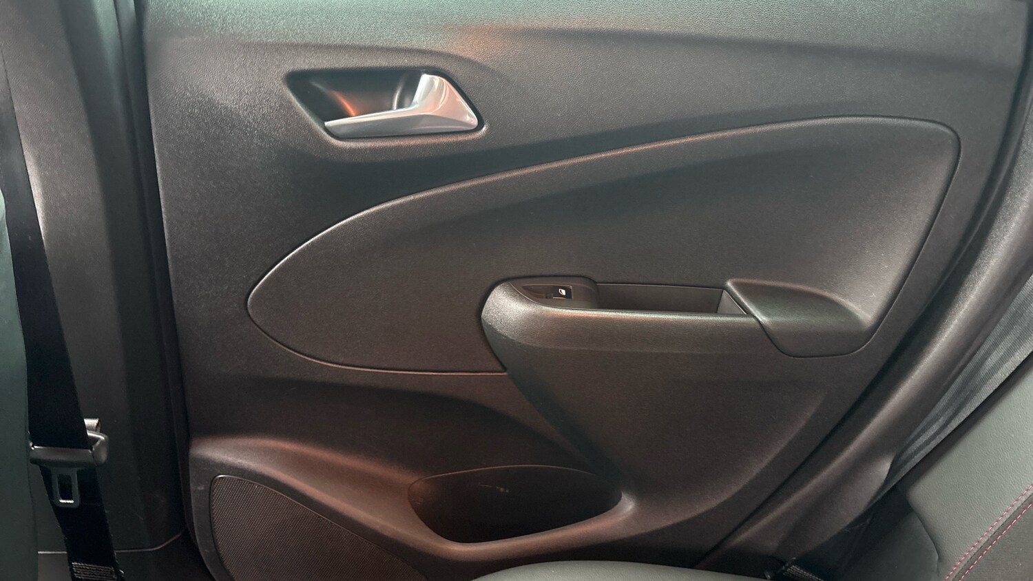 Used Vauxhall Crossland 2022 for sale - 77917136: Photo 25