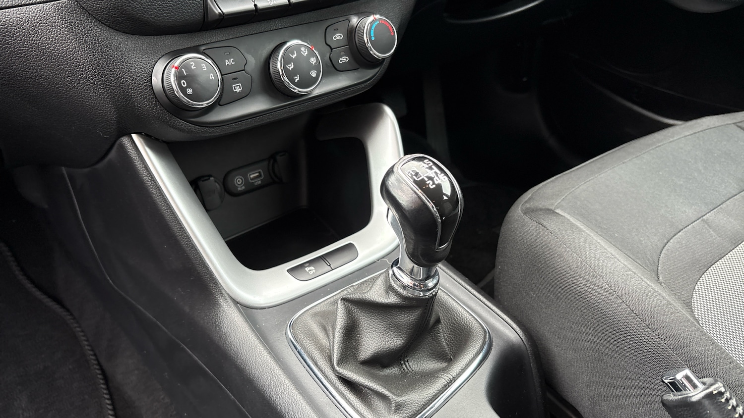 Used Kia Ceed 2018 for sale - 76476357: Photo 13