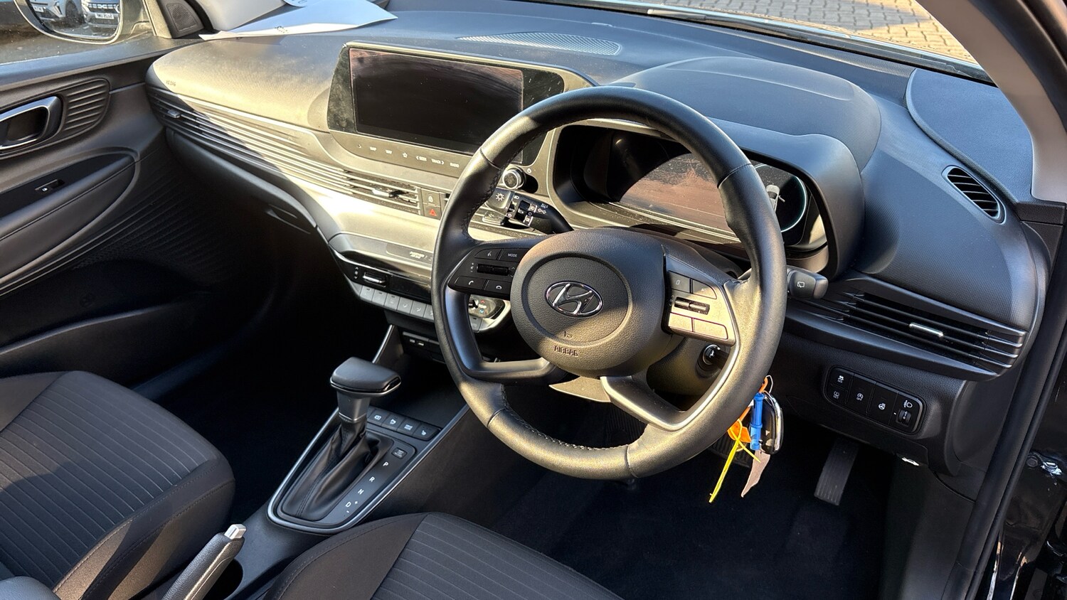 Used Hyundai i20 2023 for sale - 77581022: Photo 11