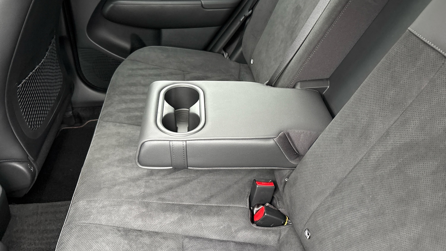 Used Hyundai KONA 2025 for sale - 76525786: Photo 32