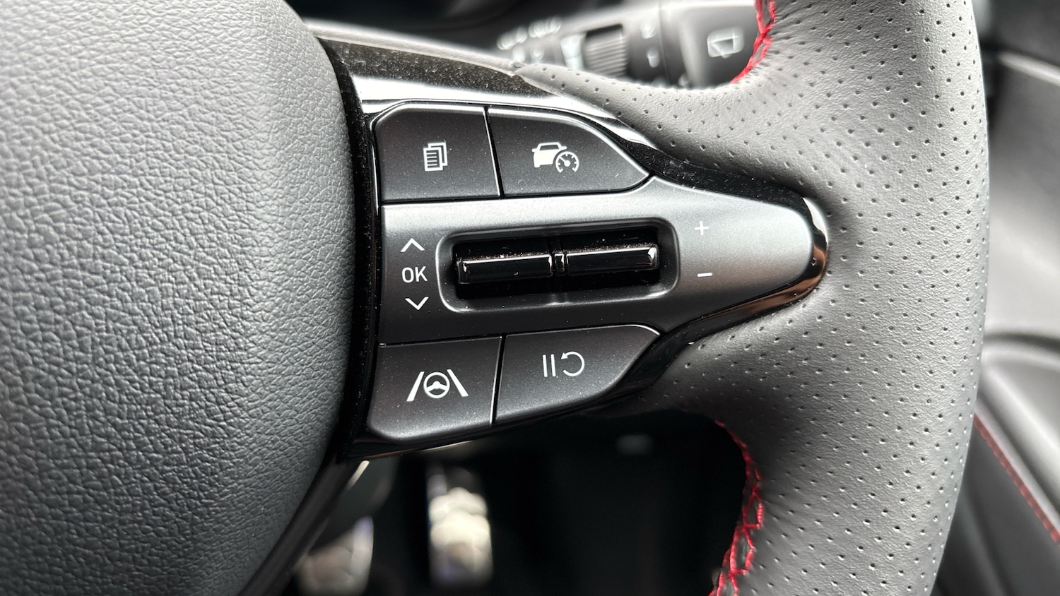 Used Hyundai i20 2025 for sale - 76504425: Photo 32