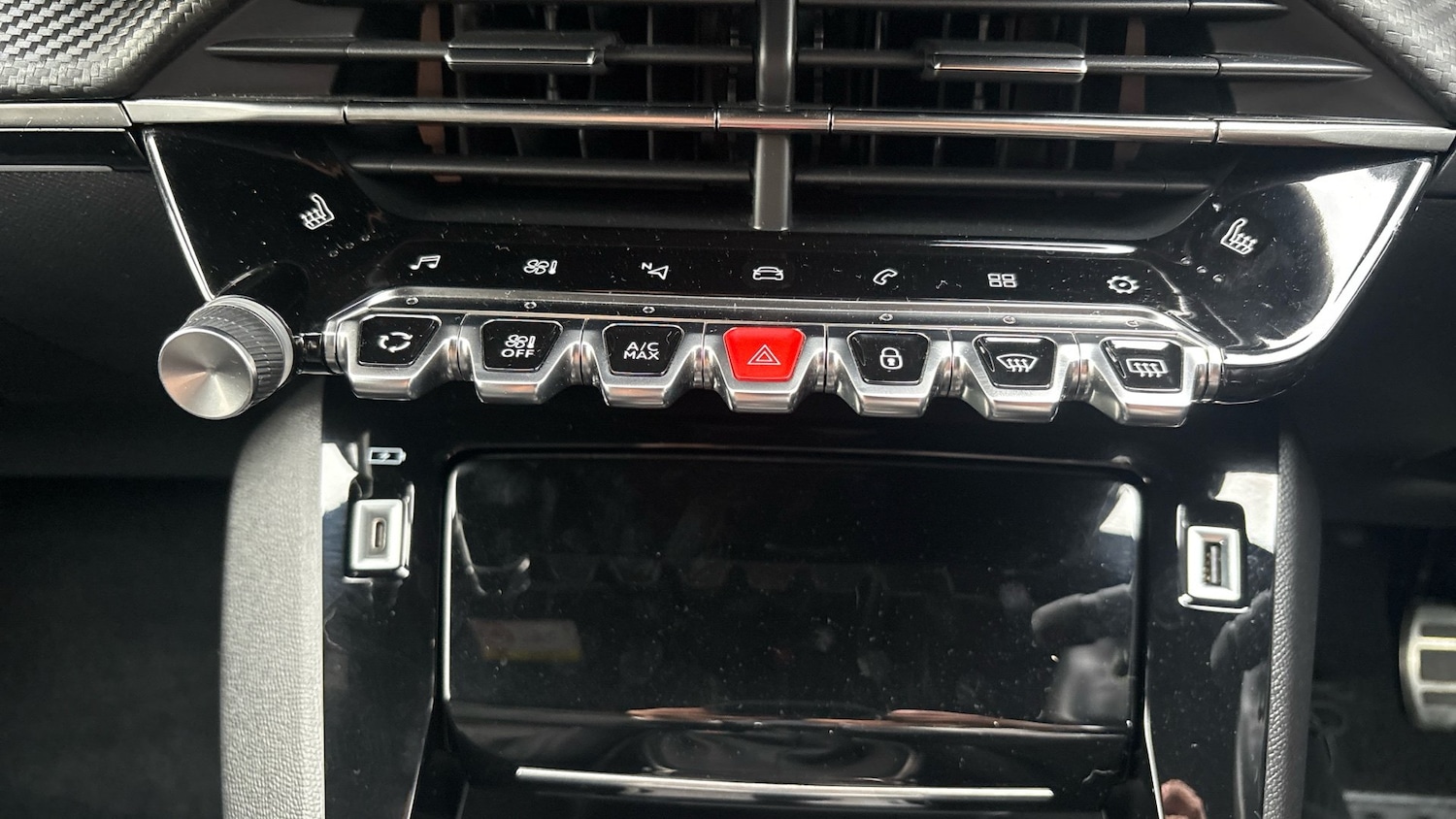 Vehicle 44