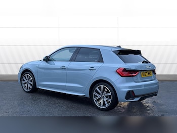 Used Audi A1 2023 for sale - 77296999: Photo