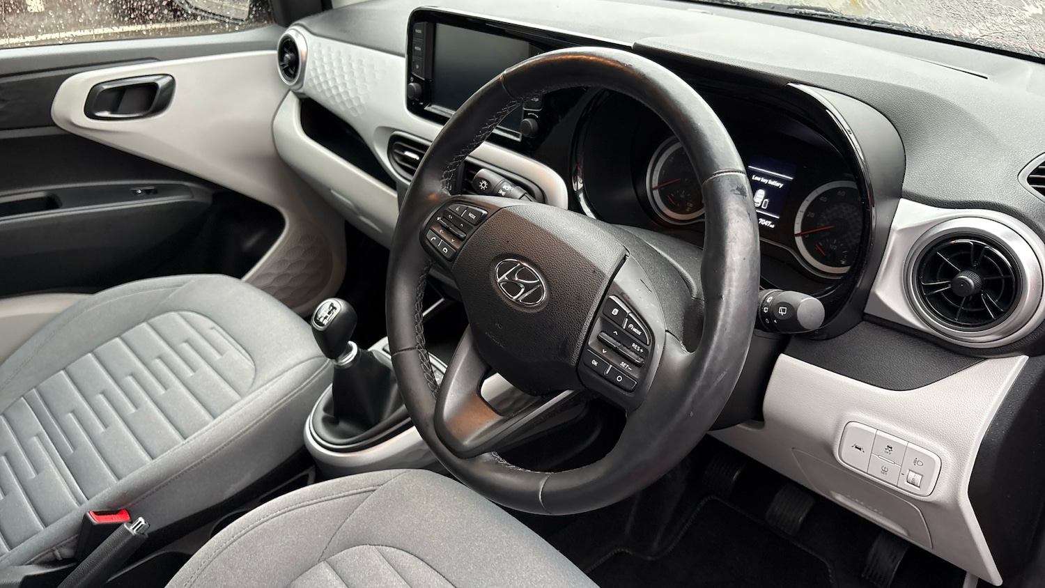 Used Hyundai i10 2022 for sale - 76554111: Photo 11