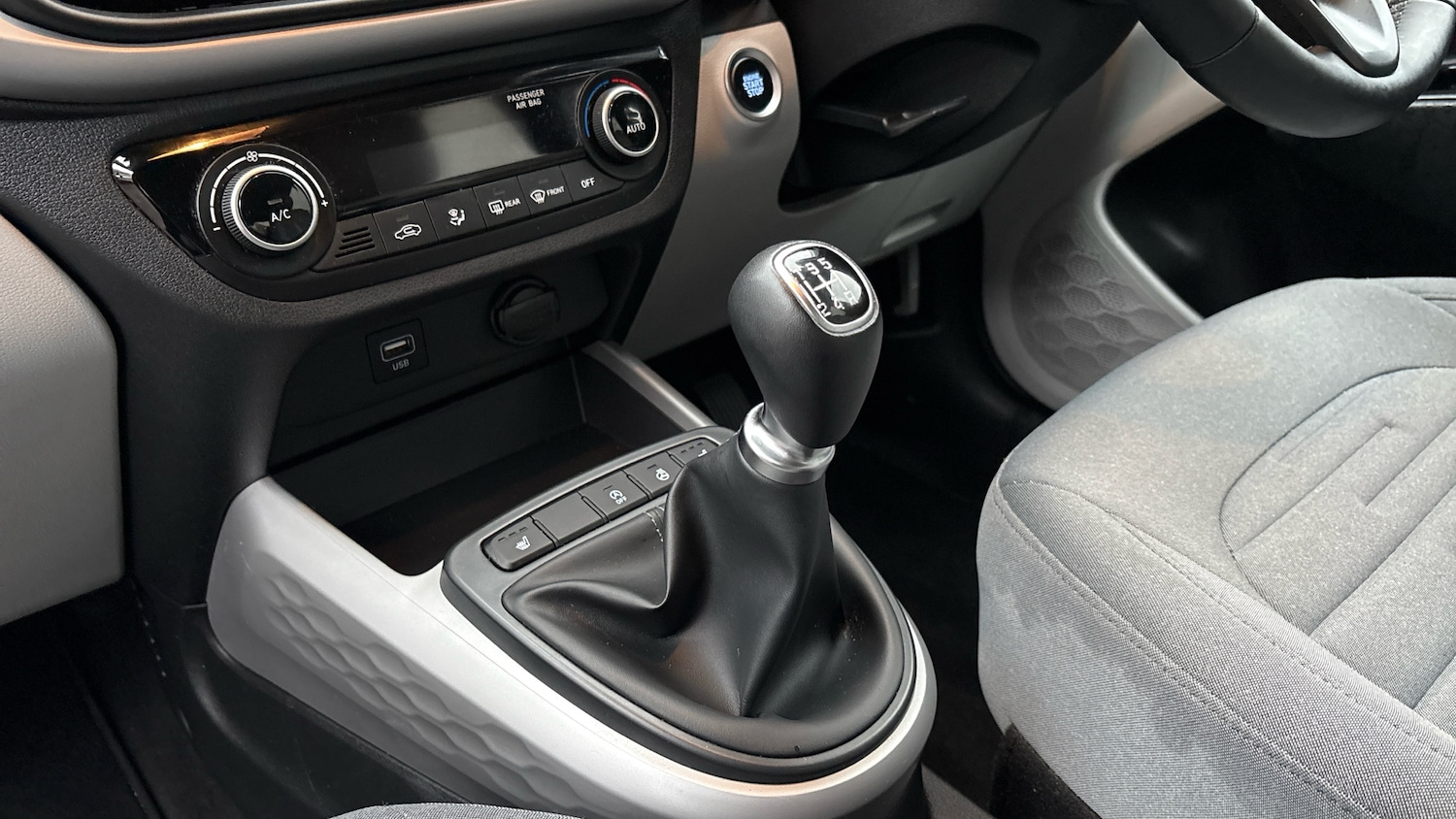 Used Hyundai i10 2022 for sale - 76554111: Photo 13