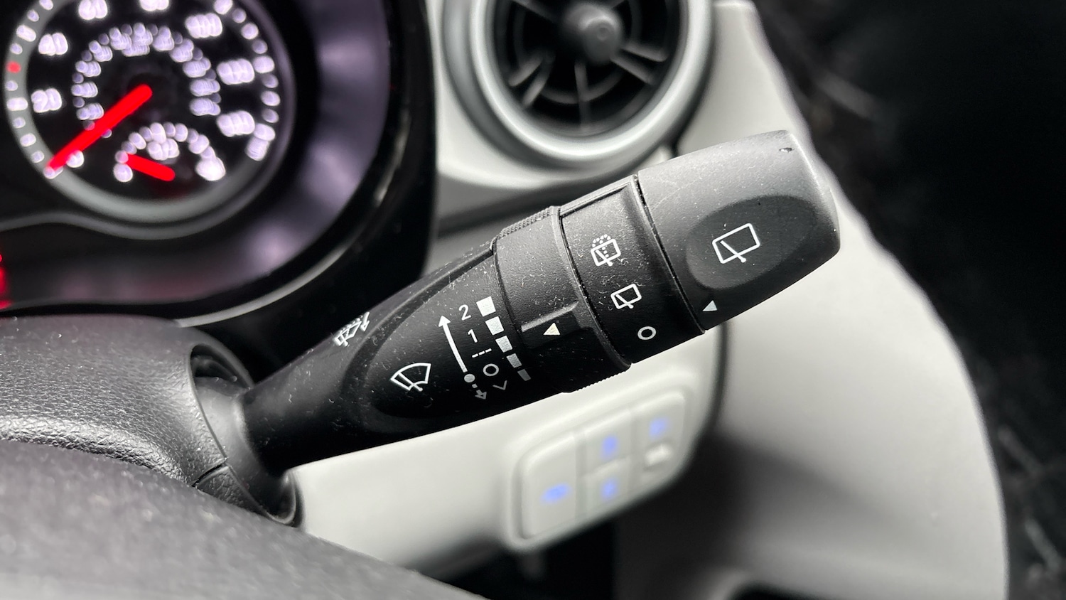 Used Hyundai i10 2022 for sale - 76554111: Photo 23