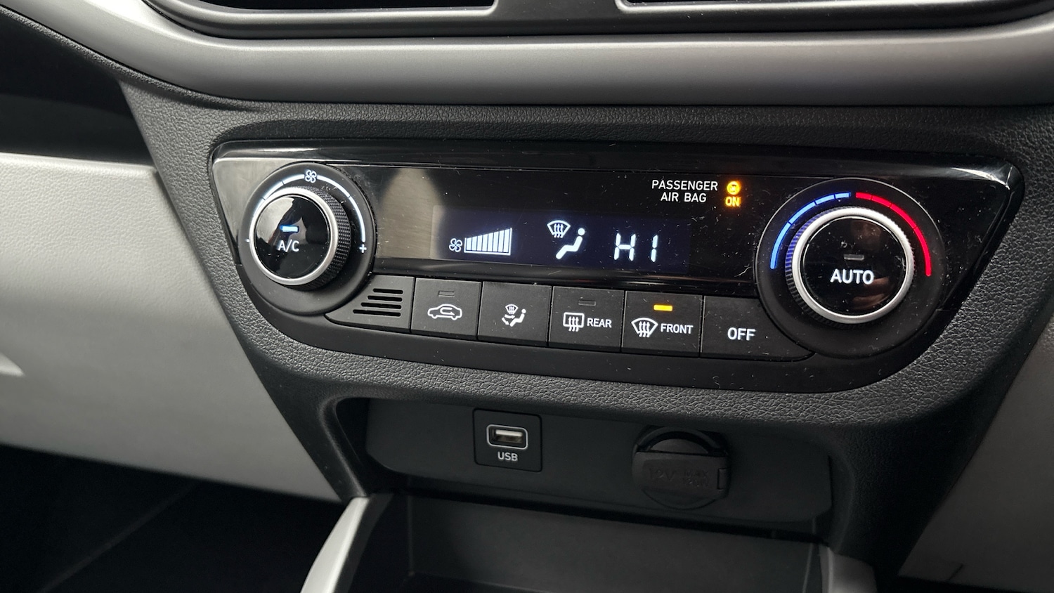 Used Hyundai i10 2022 for sale - 76554111: Photo 27