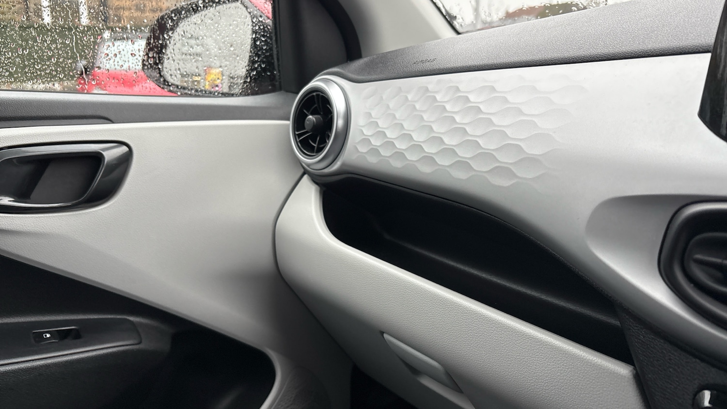 Used Hyundai i10 2022 for sale - 76554111: Photo 32