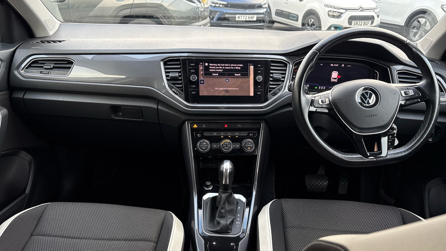 Used Volkswagen T-Roc 2021 for sale - 76968332: Photo 10