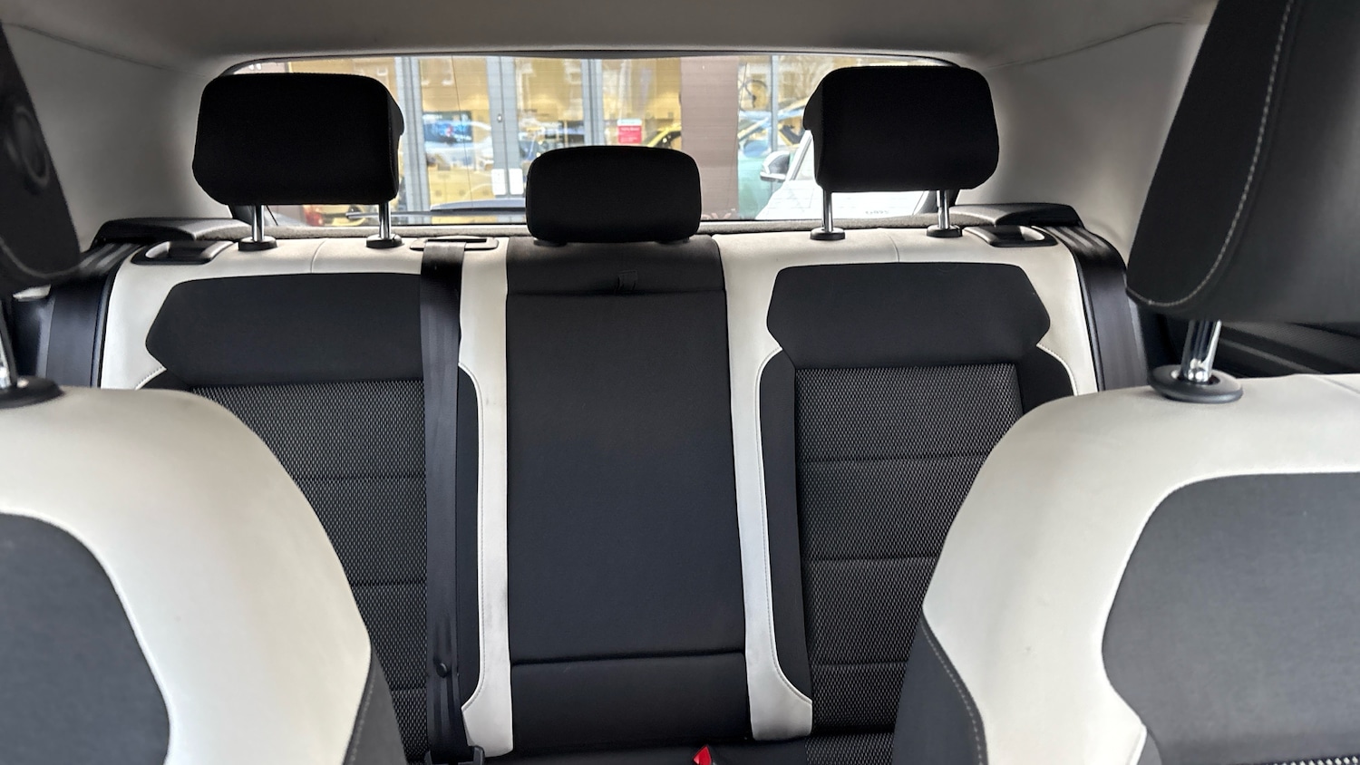 Used Volkswagen T-Roc 2021 for sale - 76968332: Photo 15