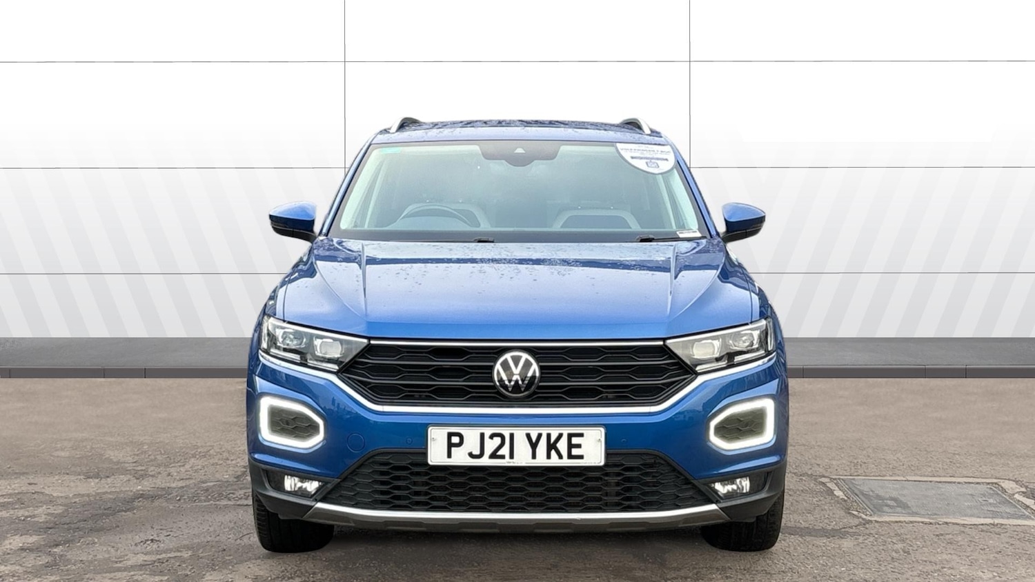 Used Volkswagen T-Roc 2021 for sale - 76968332: Photo 3
