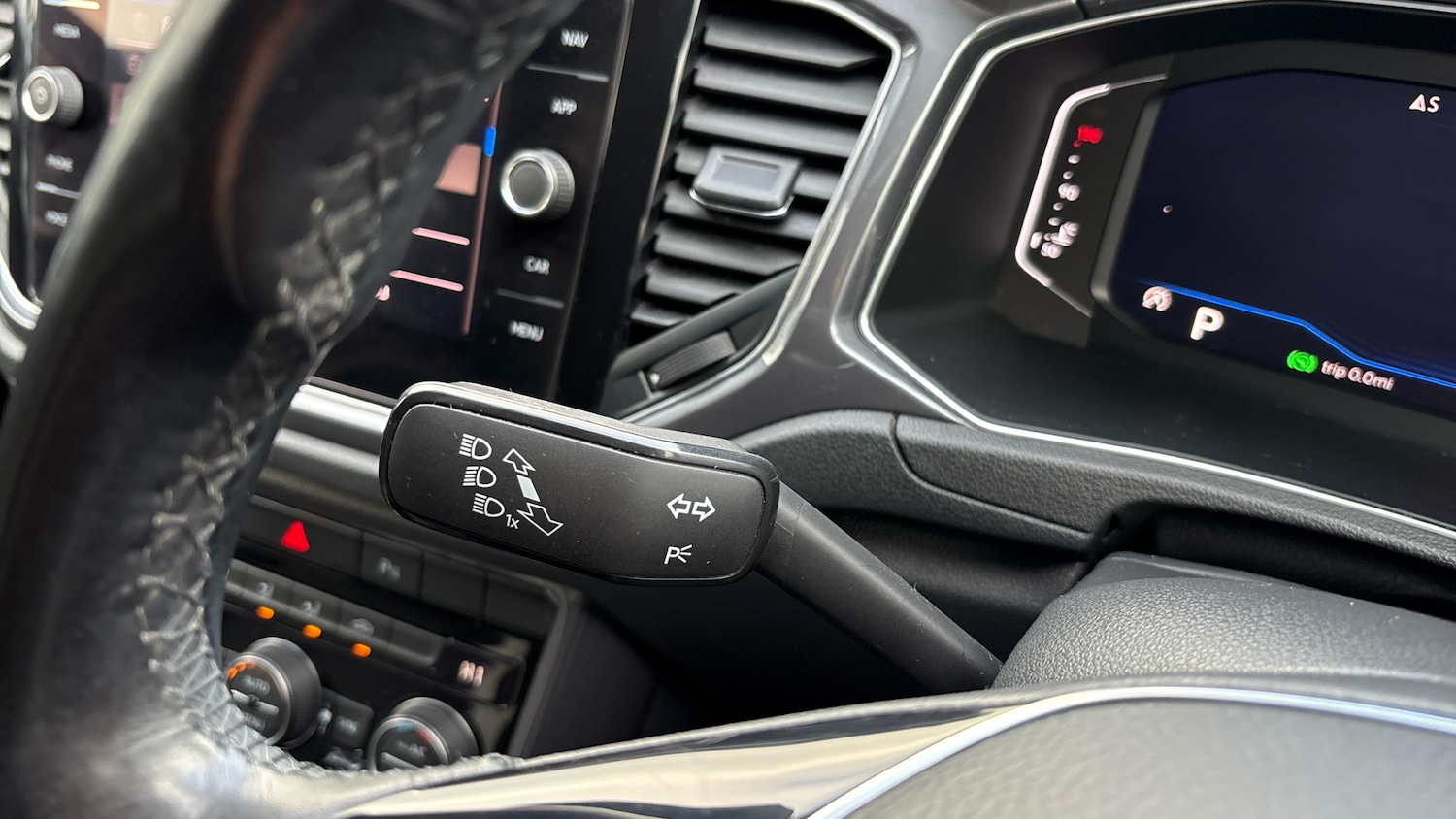 Used Volkswagen T-Roc 2021 for sale - 76968332: Photo 35