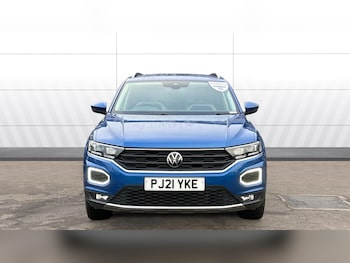Used Volkswagen T-Roc 2021 for sale - 76968332: Photo