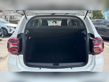 Used Dacia Duster 2023 for sale - 78838425: Photo