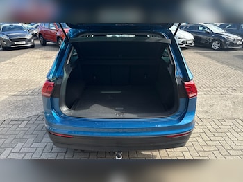 Used Volkswagen Tiguan 2019 for sale - 78615781: Photo