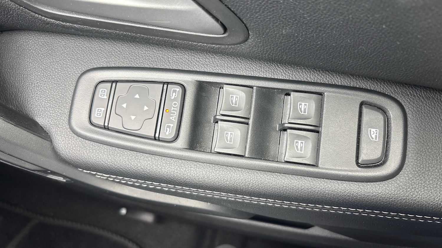 Used Dacia Duster 2024 for sale - 77759136: Photo 21