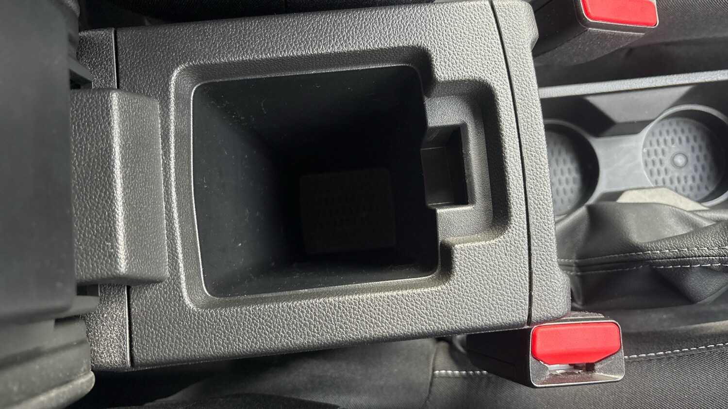 Used Dacia Duster 2024 for sale - 77759136: Photo 32