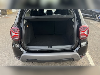 Used Dacia Duster 2024 for sale - 77759136: Photo