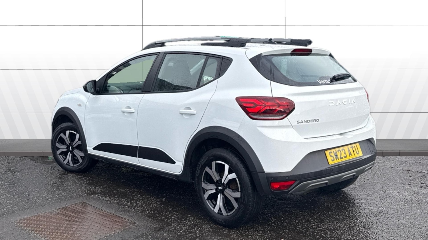 Used Dacia Sandero Stepway 2023 for sale - 76444328: Photo 2