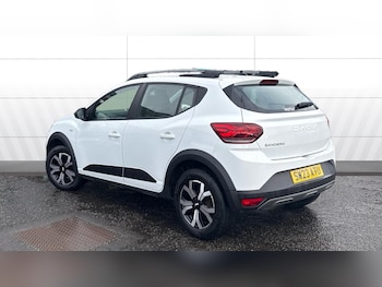 Used Dacia Sandero Stepway 2023 for sale - 76444328: Photo