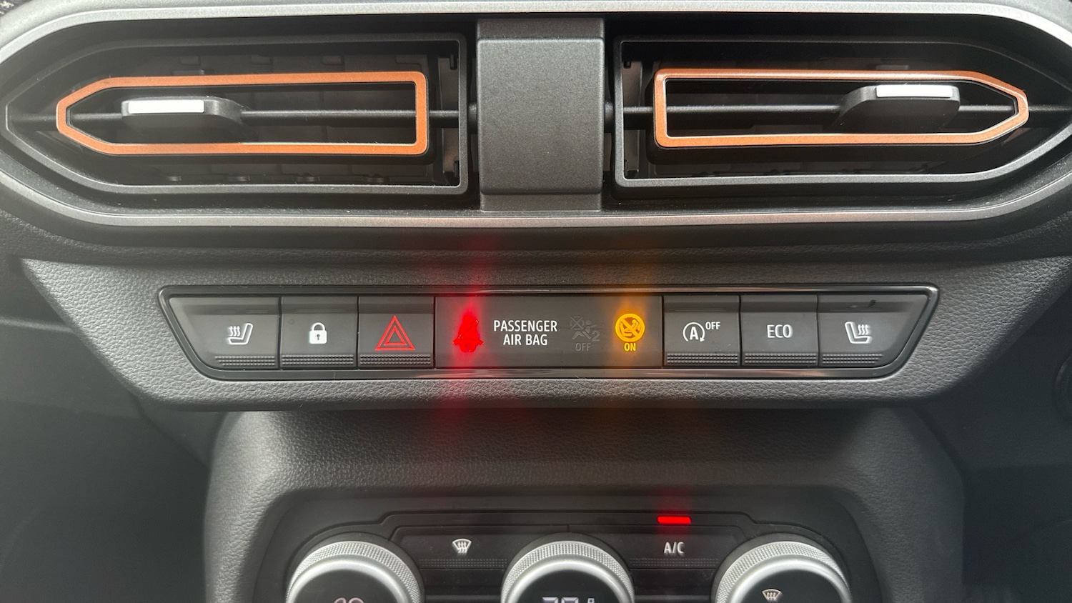 Used Dacia Sandero Stepway 2023 for sale - 76444328: Photo 47