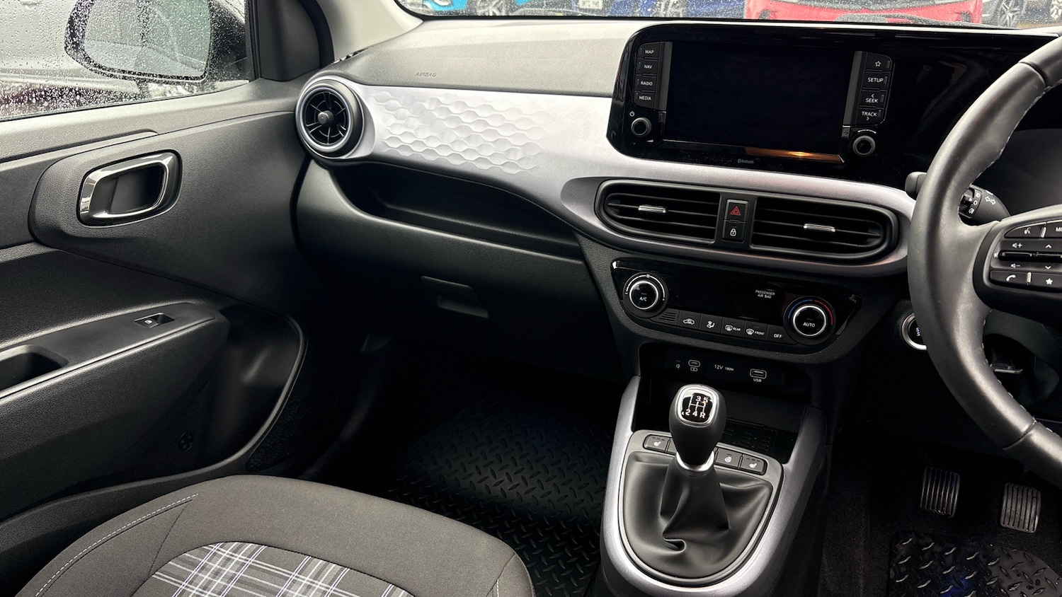 Used Hyundai i10 2024 for sale - 76339987: Photo 14