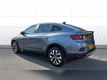 Used Renault Arkana 2022 for sale - 78354109: Photo