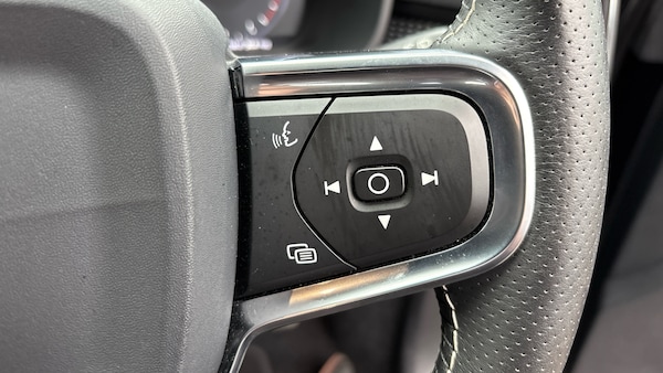 Used Volvo XC40 2019 for sale - 76205407: Photo 33