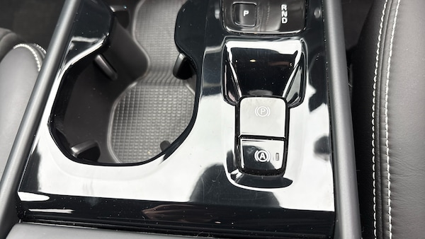 Used Volvo XC40 2019 for sale - 76205407: Photo 37