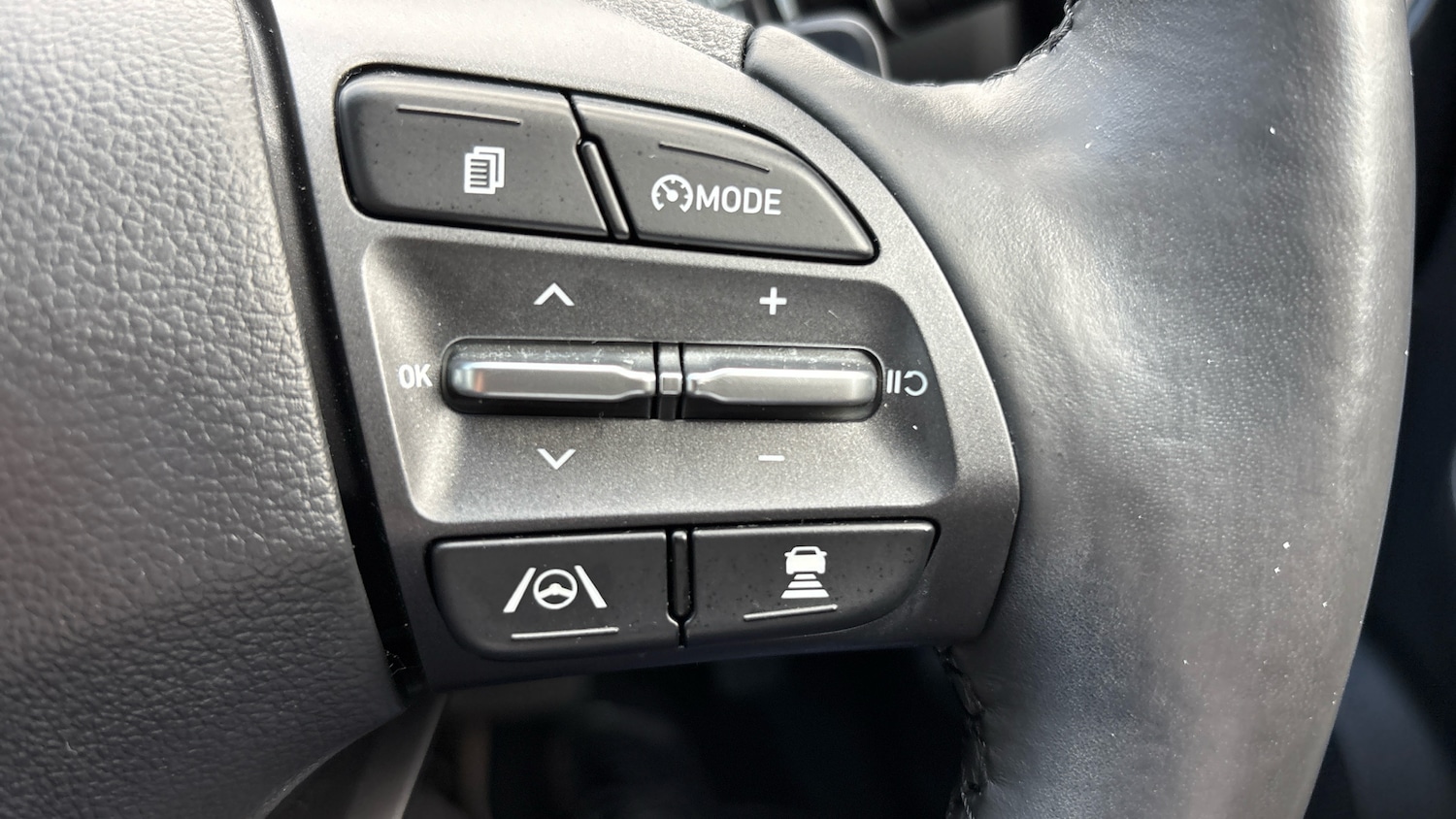Used Hyundai KONA 2022 for sale - 76035872: Photo 22
