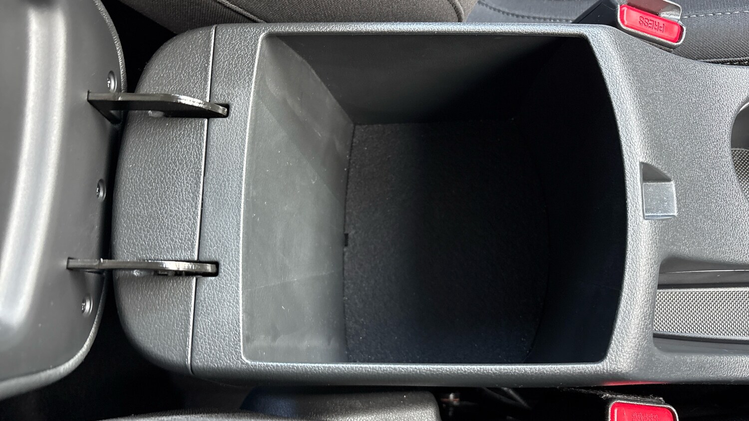 Used Hyundai KONA 2022 for sale - 76035872: Photo 35