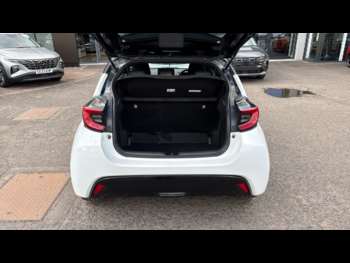 Used Toyota Yaris 2022 for sale - 75075683: Photo