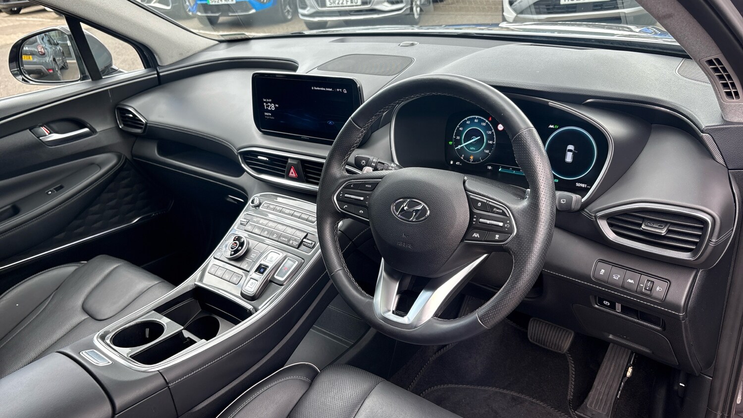 Used Hyundai Santa Fe 2023 for sale - 76127944: Photo 11