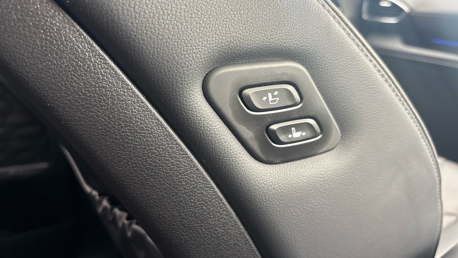 Used Hyundai Santa Fe 2023 for sale - 76127944: Photo 25