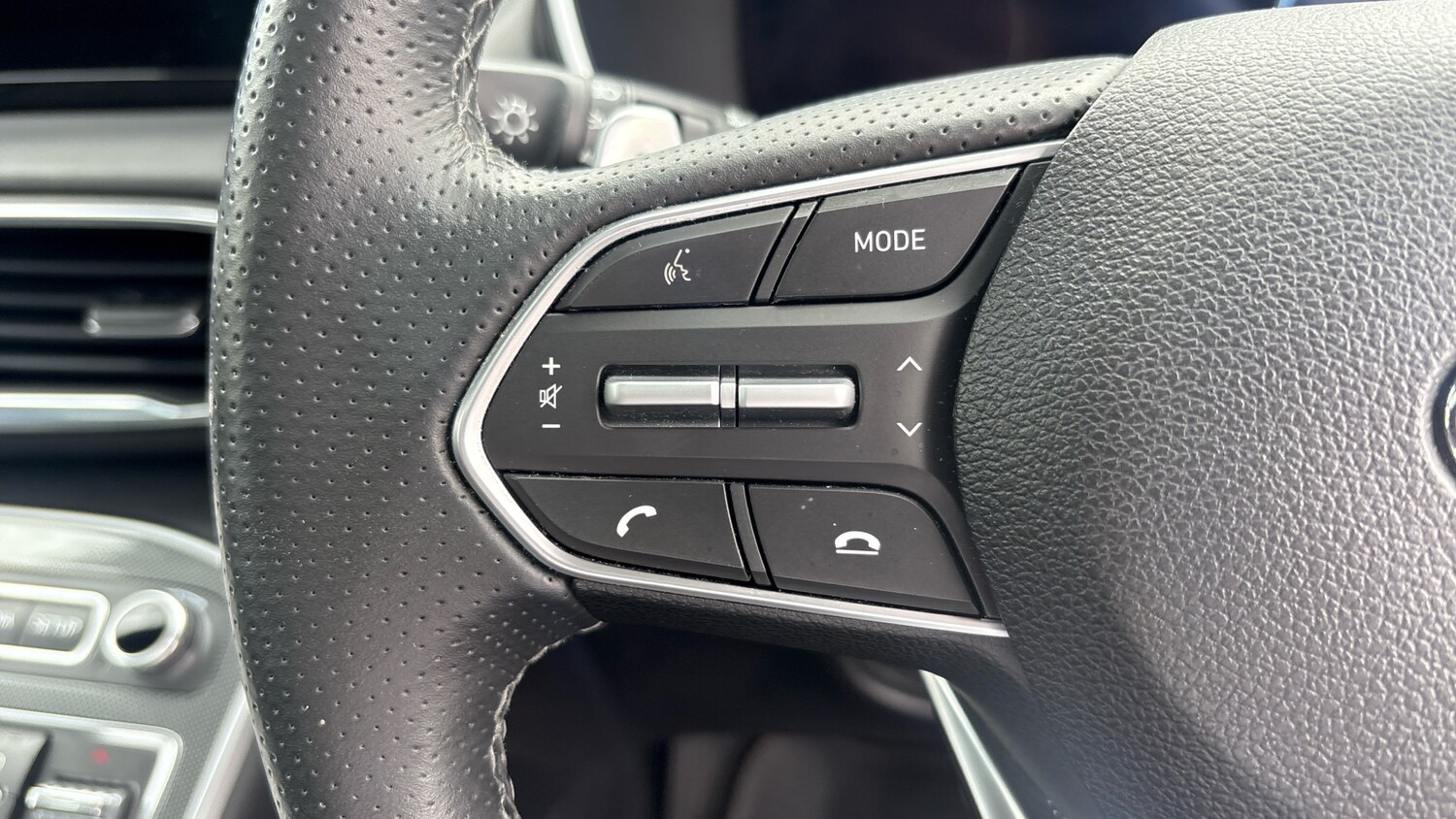 Used Hyundai Santa Fe 2023 for sale - 76127944: Photo 35