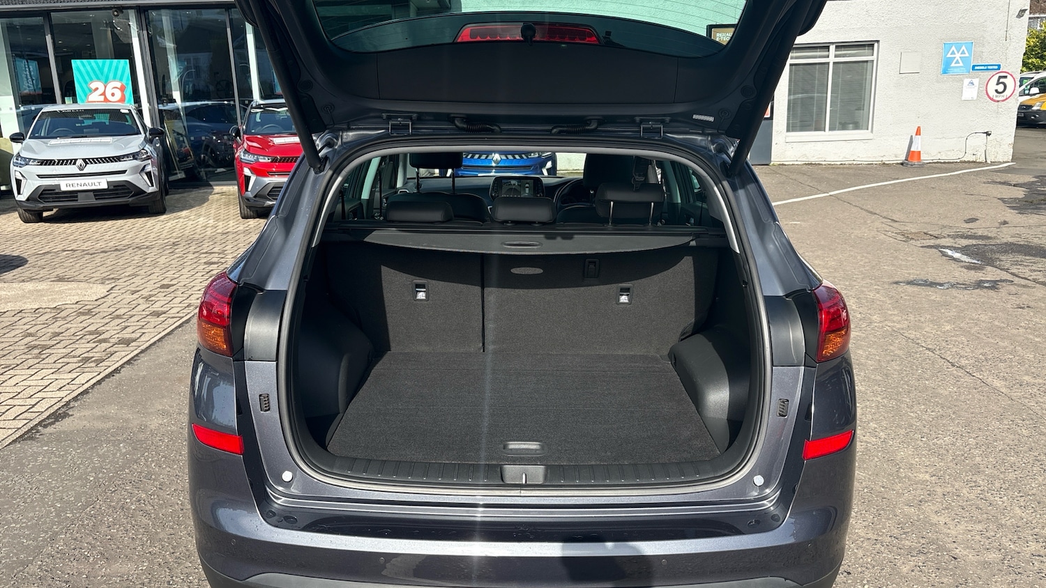 Used Hyundai TUCSON 2020 for sale - 77946937: Photo 4