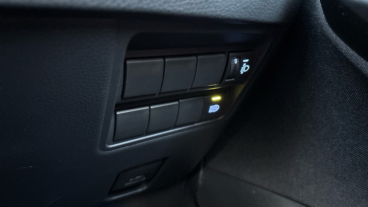 Used Toyota Yaris Cross 2023 for sale - 76693231: Photo 41