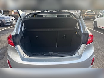 Used Ford Fiesta 2018 for sale - 76401910: Photo