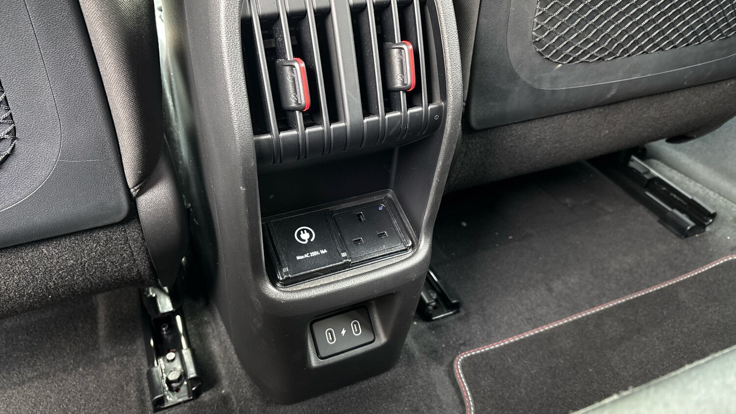 Used Hyundai KONA 2025 for sale - 77945281: Photo 28